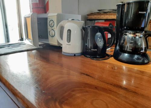 LOWCOST MADRYN的咖啡和沏茶工具