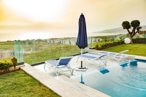 Villa Agadir Taghazout Bay Beach & Golf View内部或周边的泳池