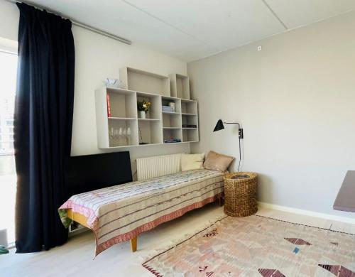 哥本哈根ApartmentInCopenhagen Apartment 1487的卧室配有一张床