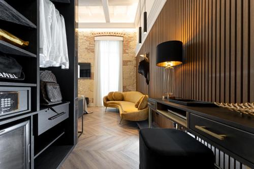 Nero Luxury Suites的休息区