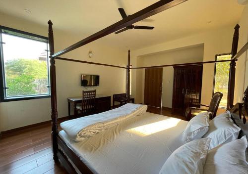 Las Cabanas Resort客房内的一张或多张床位