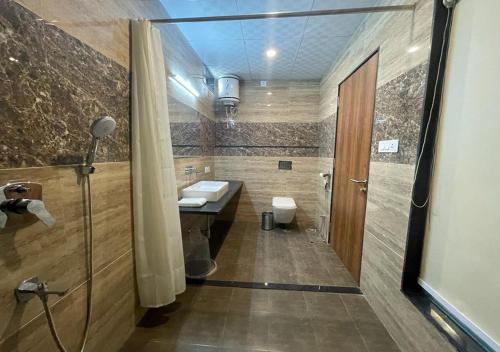 Las Cabanas Resort的一间浴室