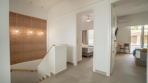 霍拉斯法基翁Sfakia Seaside luxury Suites的相册照片