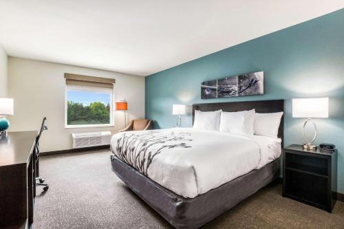 Sleep Inn Winfield - Teays Valley客房内的一张或多张床位