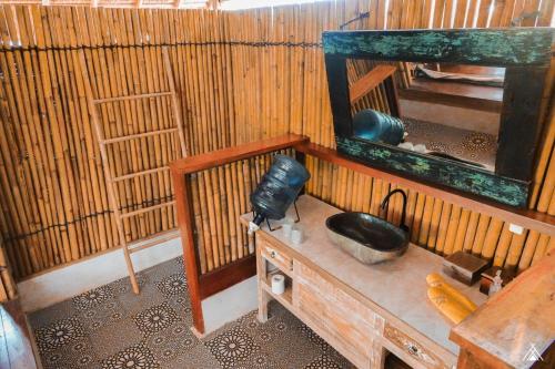 吉利特拉旺安La Cocoteraie Ecolodge - Luxury Glamping Tents的相册照片