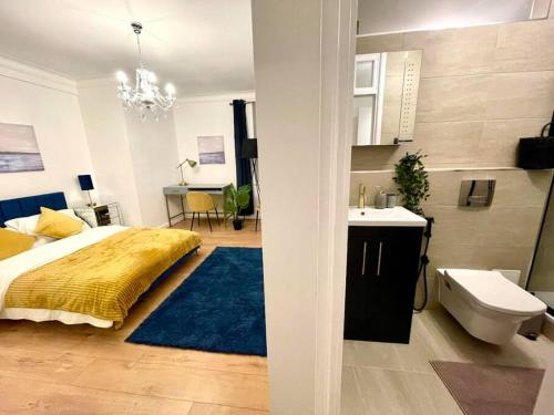 伦敦Luxury 3 bedroom 3 and a half bathroom flat in Swiss Cottage的相册照片