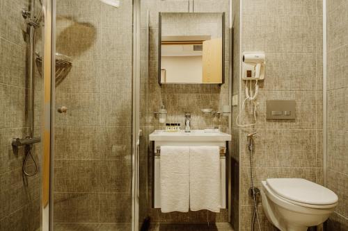 King Solomon Batumi Hotel的一间浴室
