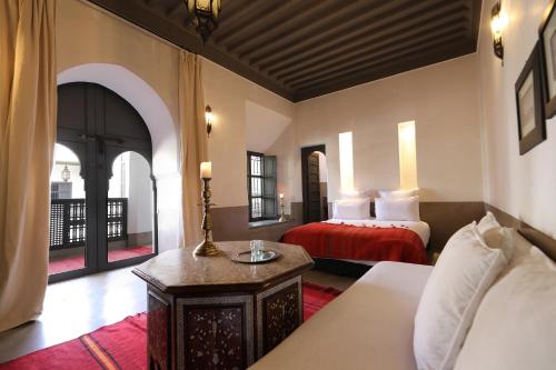 马拉喀什里亚德左亚44摩洛哥传统庭院住宅的相册照片