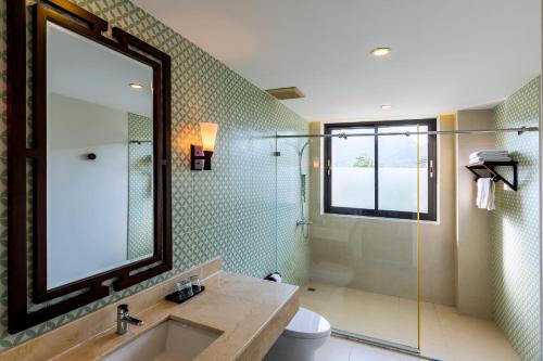 昆岛度假酒店的一间浴室