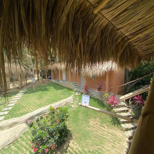 Hostal Dos Quebradas内部或周边泳池景观