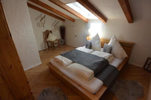 Alpenchalet Karwendel客房内的一张或多张床位