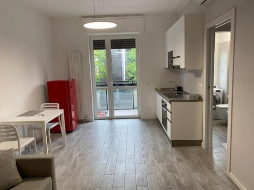 Milano Fiera City - Apartments的厨房或小厨房