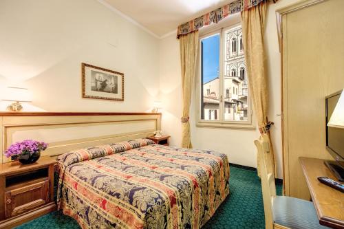 德兰兹酒店客房内的一张或多张床位