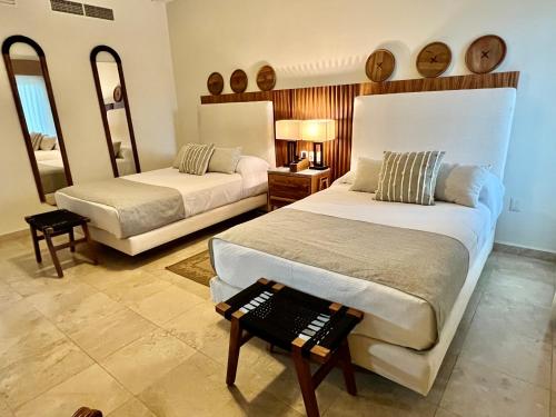 新巴利亚塔Beachfront 2 bedroom Condo in Playa Royale Resort, Nuevo Vallarta的相册照片