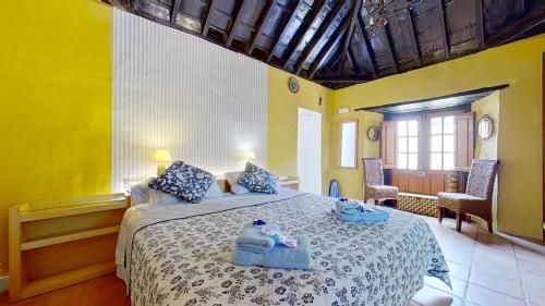 Casa Rural Finca Paraíso Valle de Guerra客房内的一张或多张床位