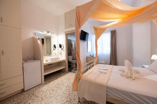 Giasemi Room No1 Kimolos客房内的一张或多张床位