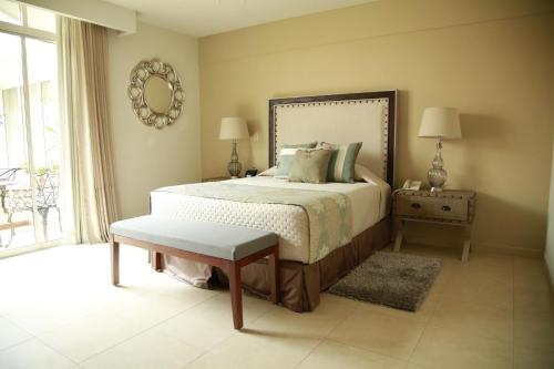 圣皮埃特罗精品酒店客房内的一张或多张床位