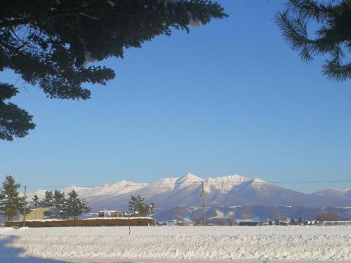 山景或在旅舍看到的山景