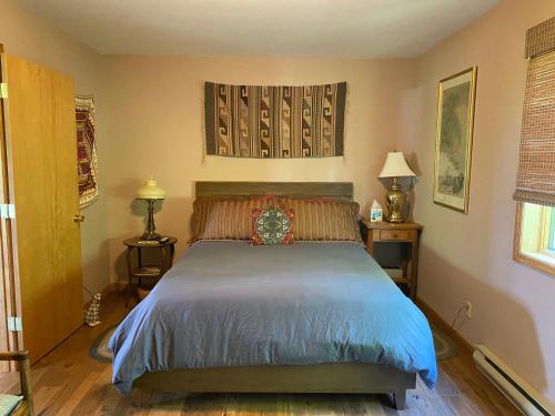 蒙大拿州利文斯顿派河小屋度假屋客房内的一张或多张床位