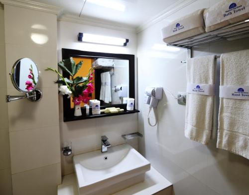 纳森加德尼亚巴里达拉酒店的一间浴室
