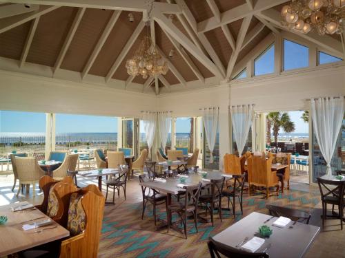 Omni Amelia Island Resort餐厅或其他用餐的地方