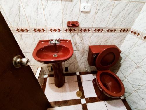 Hostal Muchik的一间浴室