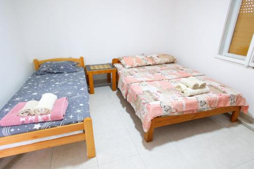 Apartman Rakić客房内的一张或多张床位