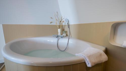 Hotel Paradis Zandvoort的一间浴室