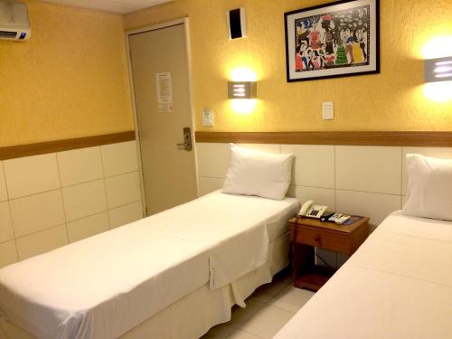 维拉尼罗酒店客房内的一张或多张床位