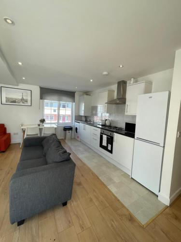 Woolwich3 bed apartment in London Plumstead的相册照片