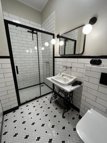 Lipowa Loft Apartments的一间浴室