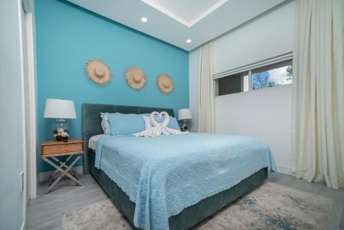 Upper LandLuxury 1 bed apartment near Seven Mile Beach at The Grove - Villa Caribbean Blues的相册照片