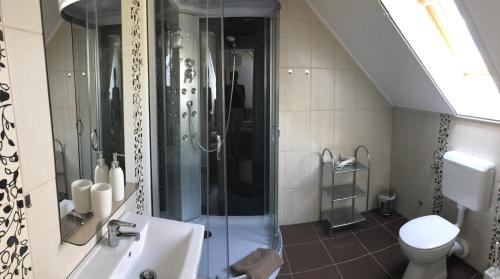 Bor-Vendégház的一间浴室