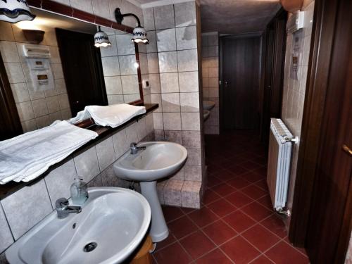 Rifugio Ariel的一间浴室
