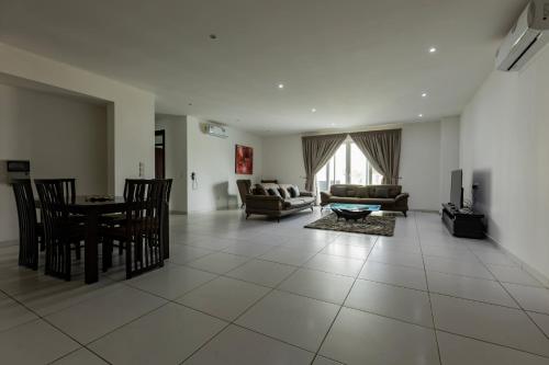 阿克拉Accra Fine Suites - Henrietta's Residences的相册照片