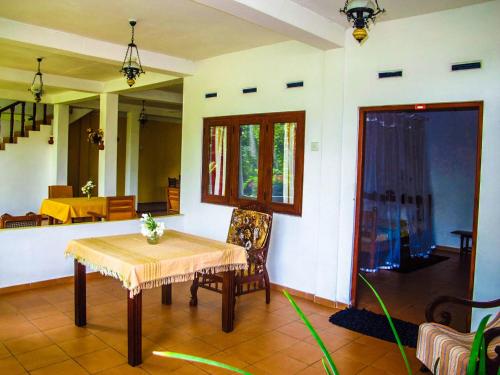 阿鲁特伽马C-Lanka Guest House的相册照片