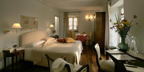 Neviglie马尔卡里尼农庄酒店的相册照片