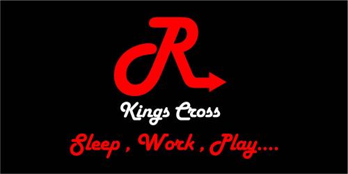 伦敦The Rokxy Townhouse - Kings Cross的红色字母k,用国王的字眼交叉睡眠工作