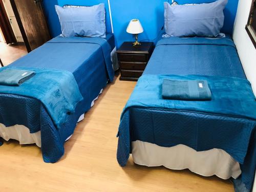 罗塔BH旅舍客房内的一张或多张床位