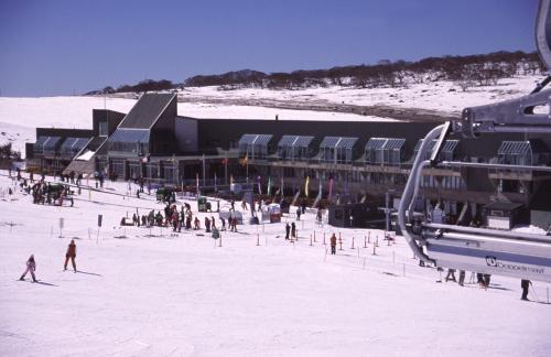 佩瑞雪山谷酒店