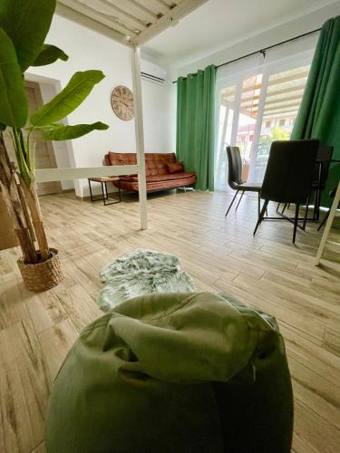 Green House Verona - Appartamento Comfort的休息区