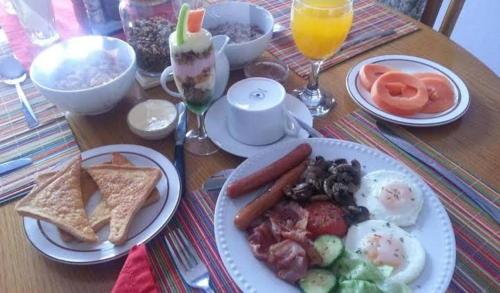 Pmb Guest House提供给客人的早餐选择
