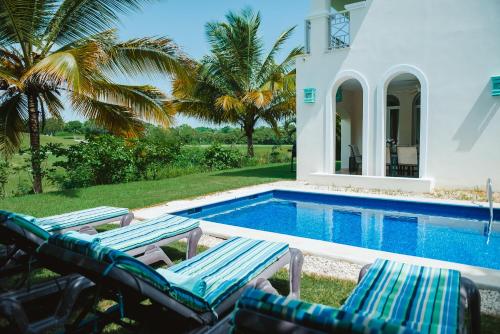 Private Villa LaPerla Iberosta 3BDR, Pool, Beach, WiFi