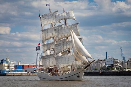 Tallship Artemis Bremerhaven picture 1