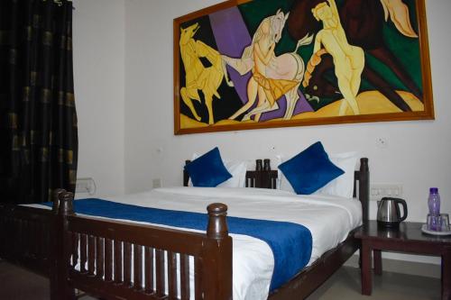 The Ranthambhore Heritage客房内的一张或多张床位