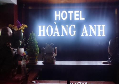 Hoàng Anh Hotel的证书、奖牌、标识或其他文件