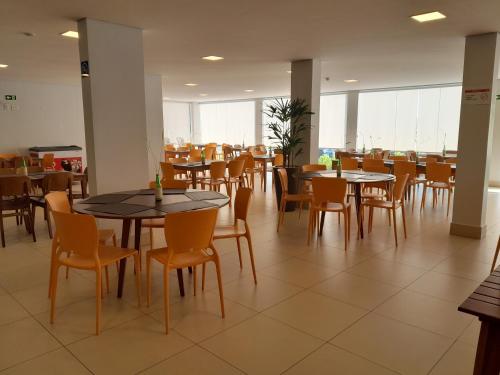 Resort Lagoa Eco Towers餐厅或其他用餐的地方