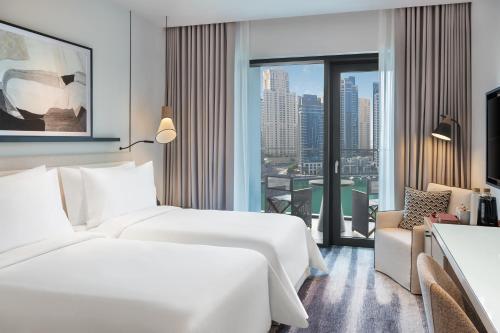 迪拜迪拜码头及游艇俱乐部葳达酒店的景观客房 - 带两张床