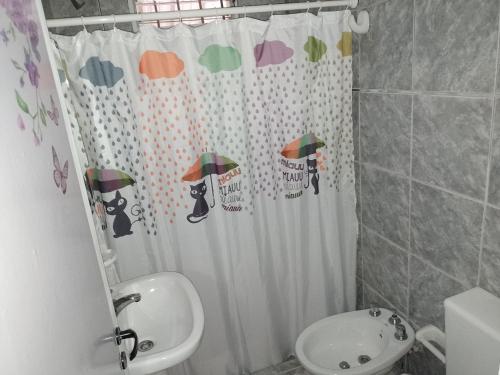 Mini Complejo Familiar Roque的一间浴室