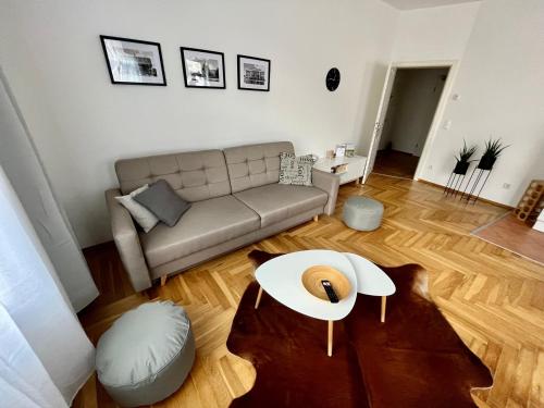 FirstClass 2R_Apartment in Leipzig的休息区